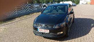 Volkswagen Polo Bj 3-2016 1.4 TDI euro6 Climatecontrol Stoelverwarming Regensensor leren stuurwiel mistlampen Elektrische ramen Elektrische-spiegels met verwarming Metallic Lak 18-inch velgen picture 12