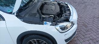 Volvo V-60 Cross Country 5-Cil 2.4 190pk Automatik 4x4 Leder Navi Xenon Led Climatecontrol CruiseControl Stoelverwarming Lichtautomaat Privacyglas Regensensor Trekhaak picture 33