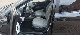 Hyundai I-10 Bj:11-2024 Prime Edition 1.2-mpi Digital Cockpit Navigatie Climatecontrol CruiseControl Stoelverwarming Lichtautomaat Privacyglas keyless Entry Stuurwiel met verwarming Achteruitrijcamera 4xElektrische ramen Elektrische-spiegels Led Dagrijverlichting mist picture 18