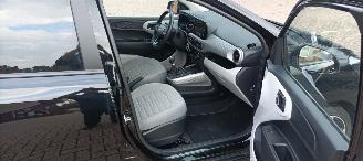 Hyundai I-10 Bj:11-2024 Prime Edition 1.2-mpi Digital Cockpit Navigatie Climatecontrol CruiseControl Stoelverwarming Lichtautomaat Privacyglas keyless Entry Stuurwiel met verwarming Achteruitrijcamera 4xElektrische ramen Elektrische-spiegels Led Dagrijverlichting mist picture 25