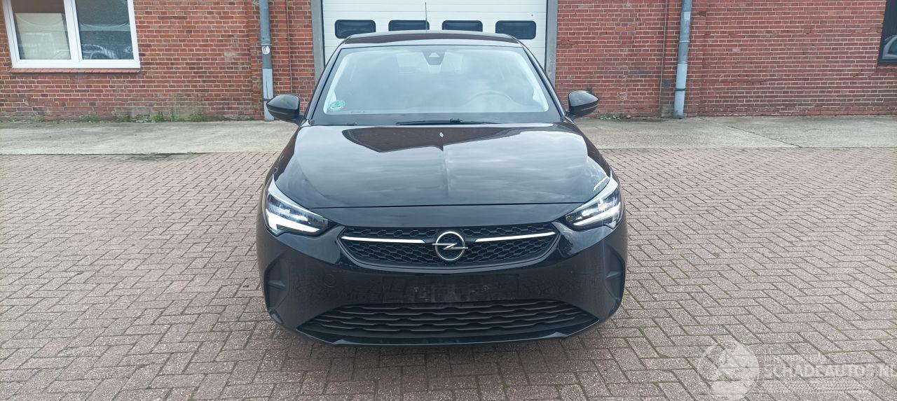 Opel Corsa Bj:07-2020 1.2 Navigatie Full-Led koplampen Cruisecontrol Stoelverwarming stuurwiel met verwarming Lichtautomaat Regensensor Automatische dimmende binnenspiegel Parkeersensoren Achteruitrijcamera privacy glas