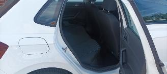 Volkswagen Polo Bj:01-2026 1.0Mpi Full-Led koplampen Cruisecontrol Digital Cockpit Stoelverwarming Lichtautomaat 4xElektrische ramen Elektrische-spiegels met verwarming Centrale vergrendeling met afstandsbediening Start-Stop Drivelane Parkeersensoren voor en achter picture 19