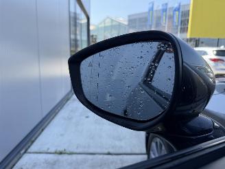 Mazda 3 2.0 e-SkyActiv-X M Hybrid 180 HUD - NAVI - XENON picture 16