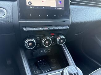 Renault Clio 1.0 TCe Intens CARPLAY - NAVI - LED - PDC picture 18