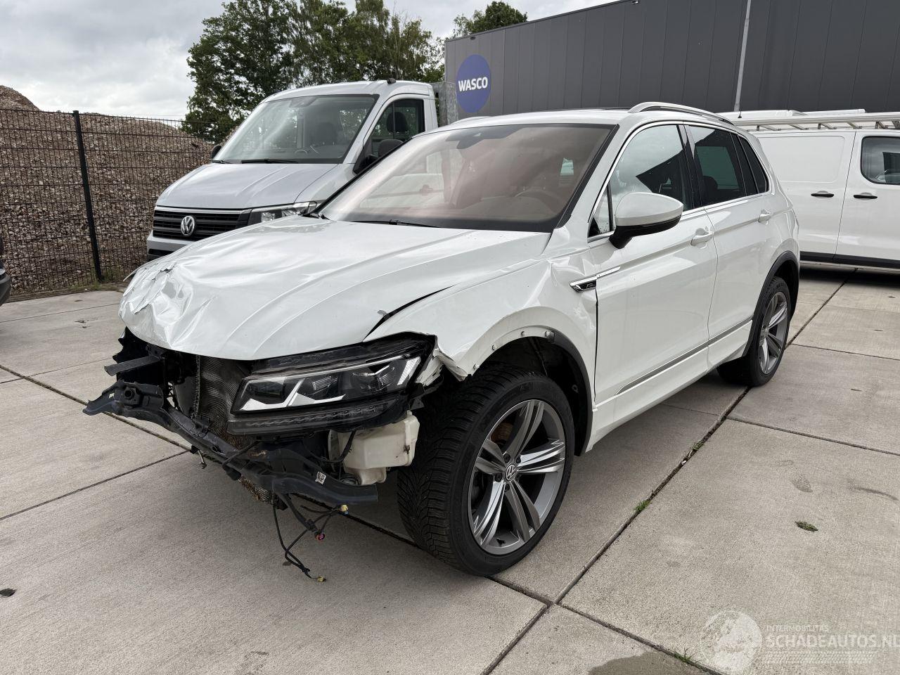Volkswagen Tiguan 1.5 TSI R-LINE AUTOMAAT-PANO-CAMERA-NAVI