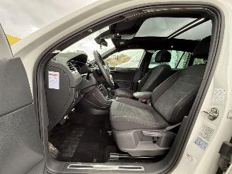 Volkswagen Tiguan 1.5 TSI R-LINE AUTOMAAT-PANO-CAMERA-NAVI picture 8
