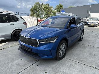 Schadeauto Skoda Enyaq 80 204PK - LEDER - CAMERA - KEYLESS - LED 2022/8