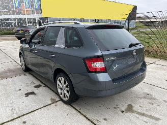 Skoda Fabia 1.0 95 PK  NAVI-PDC picture 4