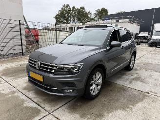 Coche accidentado Volkswagen Tiguan 1.4 TSI 4MOTION Highline Business R -PANO-LEDER-NAVI-CAMERA 2018/7
