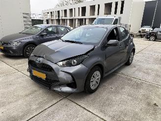 Auto incidentate Toyota Yaris 1.5 HYBRID 141 PK-CAMERA-NAVI-PDC 2024/1