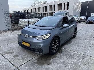 Vaurioauto  passenger cars Volkswagen ID.3 58 KWH BUSINESS -LED-CAMERA-PDC-NAVI 2020/12