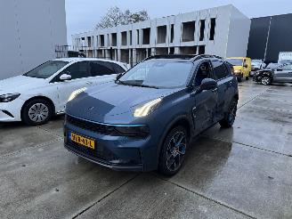 Unfallwagen Lynk & Co 01 1.5  220 PK  AUTOMAAT-PANO-360 CAMERA-NAVI-PDC 2025/4