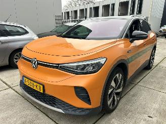 damaged passenger cars Volkswagen ID.4 First  77 kWh 204 Pk CAMERA-NAVI-PDC - ACTIERADIUS 501 KM !! 2020/12