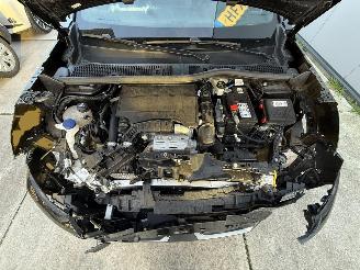 Peugeot 2008 1.2 PureTech 130 Allure -AUTOMAAT-NAVI-PDC-CAMERA picture 13