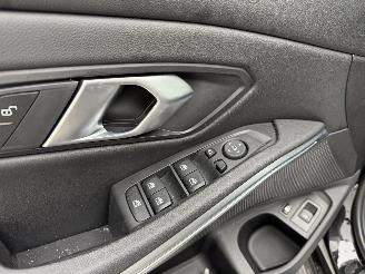 BMW 3-serie 330e  PLUG IN HYBRID 260 PK AUTOMAAT-CAMERA-NAVI-LEDER picture 19