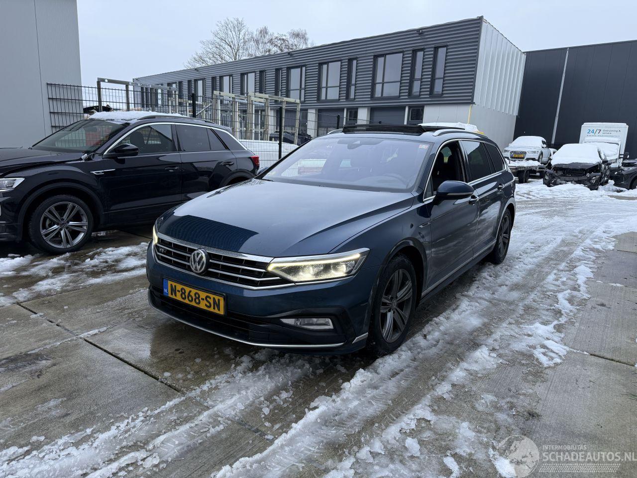 Volkswagen Passat 2.0 TDI R-Line Business+ AUTOMAAT-PANO-NAVI-CAMERA-PDC