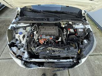 Peugeot e-208 EV Active Pack 50 kWh NAVI - LED picture 13