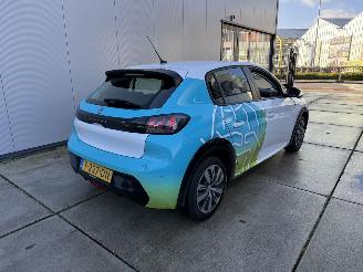 Peugeot e-208 EV Active Pack 50 kWh NAVI - LED picture 5