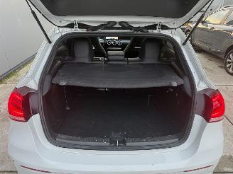 Mercedes A-klasse 200 Business Solution AMG-PANO-CAMERA-NAVI picture 11