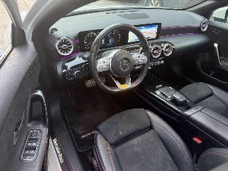 Mercedes A-klasse 200 Business Solution AMG-PANO-CAMERA-NAVI picture 3