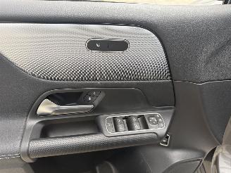 Mercedes B-klasse 180 Business Solution AUTOMAAT-PANO-CAMERA-NAVI-LEDER picture 15