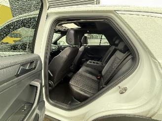 Volkswagen T-Roc 1.5 TSI R-LINE DSG-PANO-CAMERA-NAVI-PDC picture 9