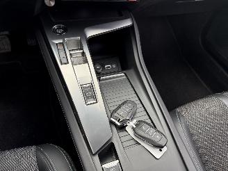 Peugeot 308 1.2 PureTech Allure AUTOMAAT-NAVI-PDC-CAMERA picture 17