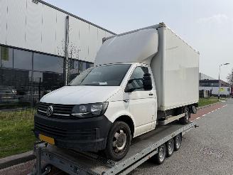damaged passenger cars Volkswagen Transporter 2.0 TDI 102 PK -AIRCO BAKWAGEN MET LAAD KLEP 2017/8