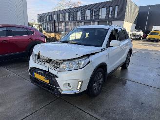 uszkodzony samochody osobowe Suzuki Vitara 1.4 Boosterjet ALGRIP Select 4X4 NAVI-LED-CAMERA 2019/8