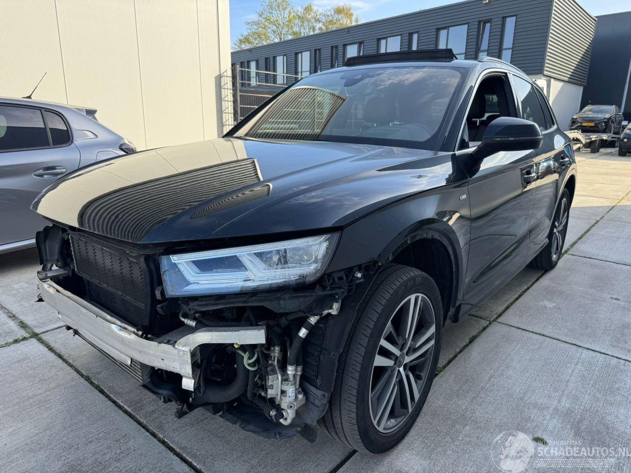 Audi Q5 55 TFSI e QUATRO S-LINE- COMPETITION-LUCHTVERING-PANO-360 CAMERA