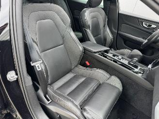 Volvo V-60 2.0 B3 R-DESING-AUTOMAAT-PANO-CAMERA-NAVI picture 11