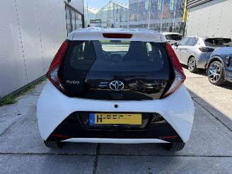Toyota Aygo 1.0 VVT-i x-Play Limited AIRCO - CENTRAAL - LED picture 8