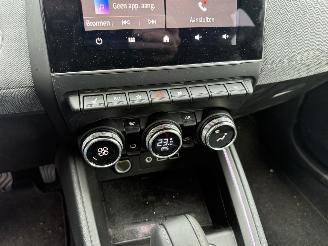 Renault Clio 1.6 E-Tech Full Hybrid 145 Techno CAMERA - NAVI - KEYLESS picture 19
