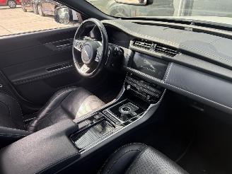 Jaguar XF Sportbrake 20d Portfolio R-Sport 179 PK-PANO-LED-KEYLESS picture 6