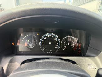 Jaguar XF Sportbrake 20d Portfolio R-Sport 179 PK-PANO-LED-KEYLESS picture 20