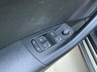 Audi Q3 1.4 TFSI DESIGN PRO LINE -NAVI-PDC-PANO-LEDER picture 17
