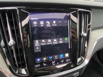 Volvo V-60 2.0 D4 190 PK  INSCRIPTION-PANO-CAMERA-NAVI-MEMORY STOELEN picture 11