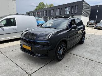 Vaurioauto  passenger cars Lynk & Co 01 1.5 VIRTUAL PHEV -PANO-360 CAMERA-NAVI-PDC 2023/2