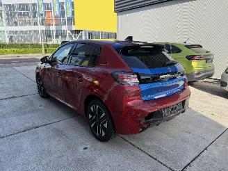 Peugeot 208 1.2 Hybrid 110 e-DCS6 Allure-CAMERA-NAVI-CLIMA picture 4