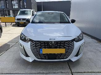 Peugeot 208 1.2 Hybrid 110 e-DCS6 Allure-CAMERA-NAVI-CLIMA-PDC picture 13