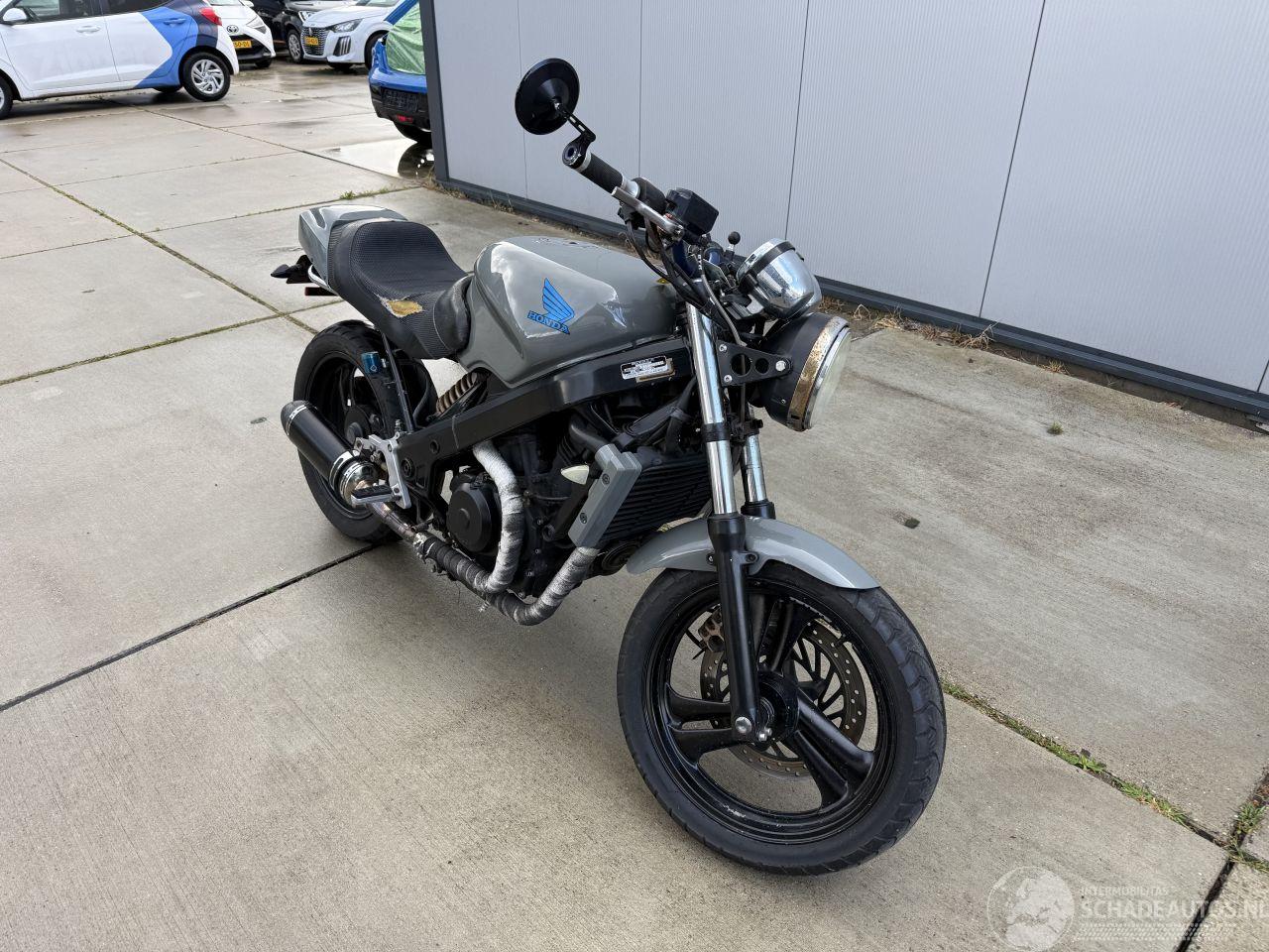 Honda NTV 650 Tour NTV 650