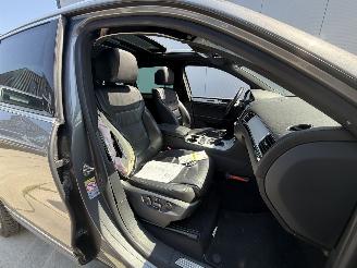Volkswagen Touareg 3.0 TDI HIGHLINE-  4X4  LEDER-PANO-CAMERA-PDC picture 12