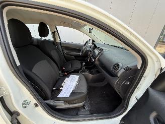 Mitsubishi Space-star 1.2 Cool+ AIRCO - CENTRAAL picture 12