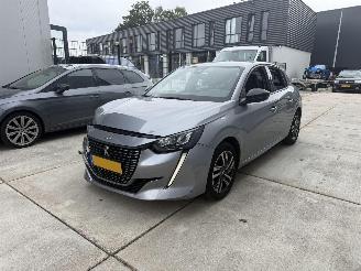 Voiture accidenté Peugeot 208 1.2 PureTech Allure Pack AUTOMAAT - NIEUWE DISTRIBUTIE - NAVI - CAMERA - LED 2022/7
