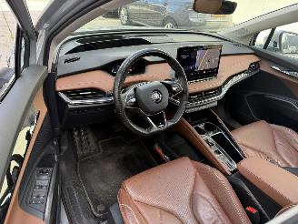 Skoda Enyaq iV 80 PANO - WARMTEPOMP - MATRIX - LEDER picture 3