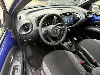 Toyota Aygo X 1.0VVT-i MT PLAY PDC - CAMERA - AIRCO picture 3