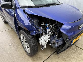 Toyota Aygo X 1.0VVT-i MT PLAY PDC - CAMERA - AIRCO picture 12