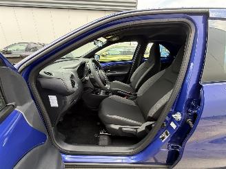 Toyota Aygo X 1.0VVT-i MT PLAY PDC - CAMERA - AIRCO picture 8