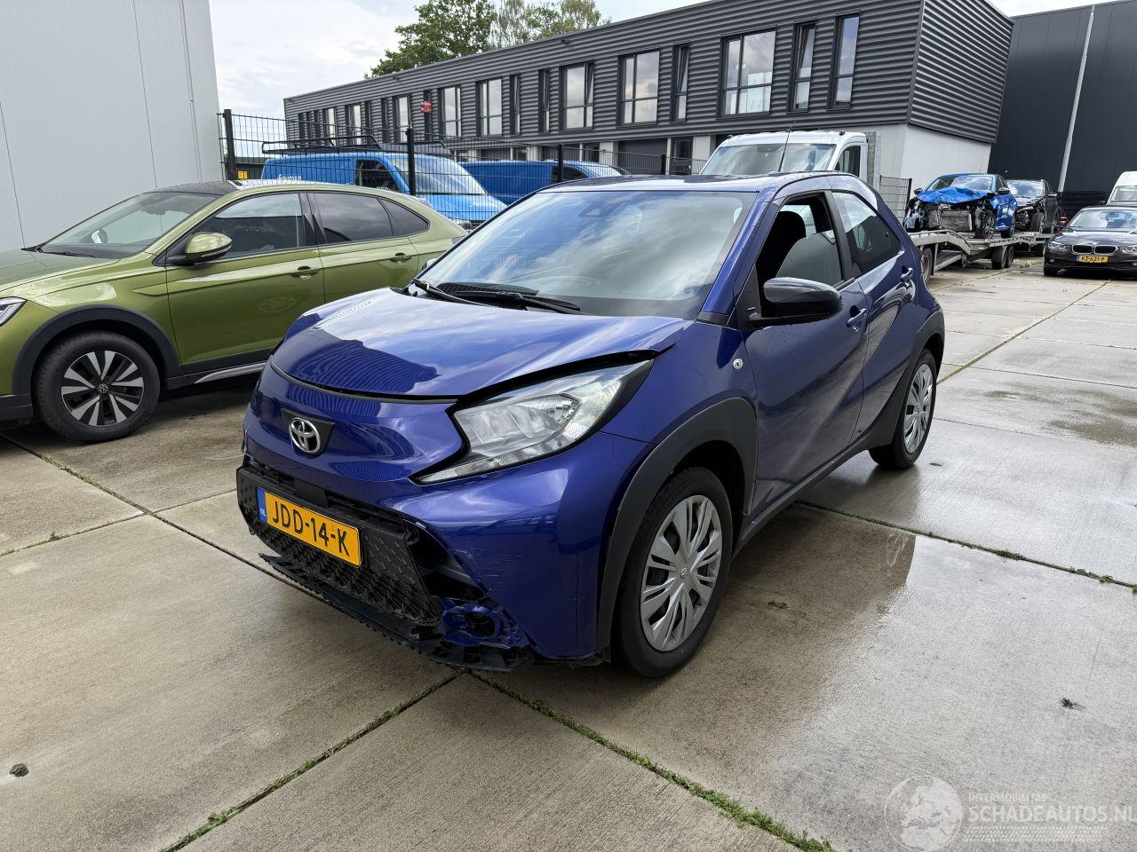 Toyota Aygo X 1.0VVT-i MT PLAY PDC - CAMERA - AIRCO