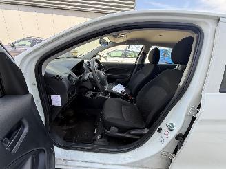 Mitsubishi Space-star 1.2 COOL+ 71PK - AIRCO - CENTRAAL picture 8
